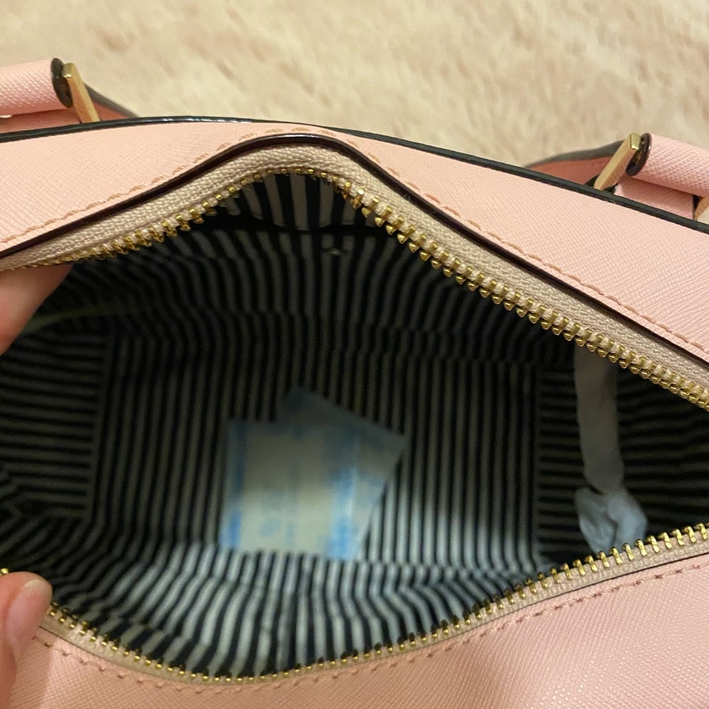 Bag - Picture 2 of 2